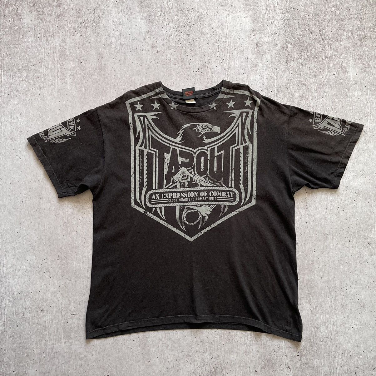 Affliction Vintage Tapout An expression of combat y2k tee big logo Size US XL / EU 56 / 4 - 1 Thumbnail