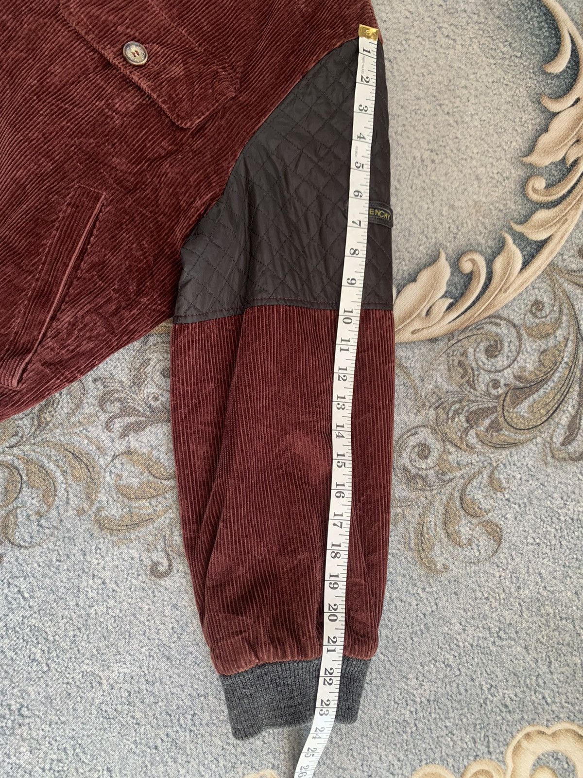 Givenchy Vintage Givenchy Gentlemen Corduroy & Quilted Jacket Size US M / EU 48-50 / 2 - 15 Thumbnail