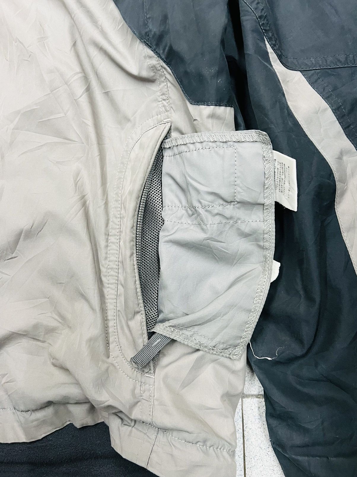 Nike Vintage Nike ACG Reversible Jacket Size US M / EU 48-50 / 2 - 11 Thumbnail