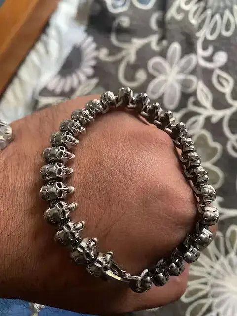 Jewelry Skulls Hand Punk Bracelet Size ONE SIZE - 2 Thumbnail