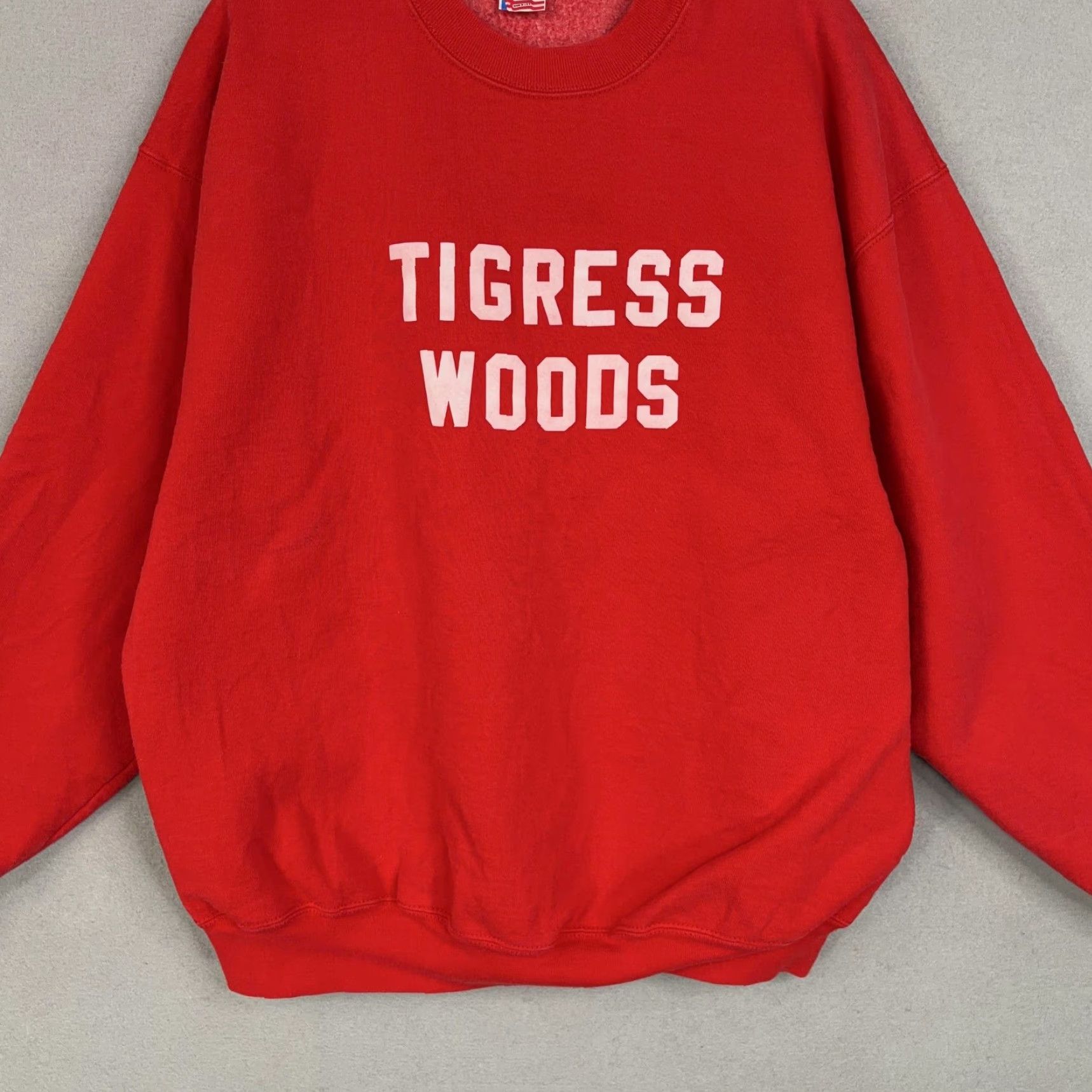 Fruit Of The Loom VINTAGE Fruit of the Loom Sweatshirt Mens XL Red Tigress Woods Graphic 90s Funny Sports Parody USA Size US XL / EU 56 / 4 - 3 Thumbnail