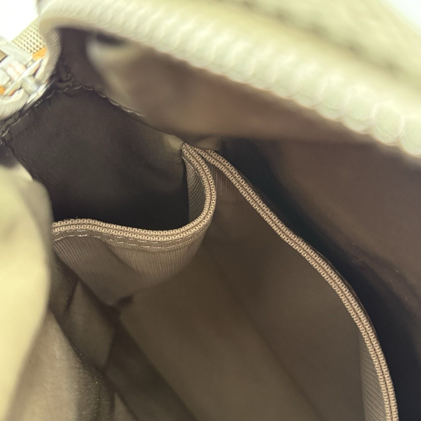 Louis Vuitton Louis Vuitton Canvas Damier Geant Citidan Shoulder Bag GOOD! Size ONE SIZE - 22 Thumbnail
