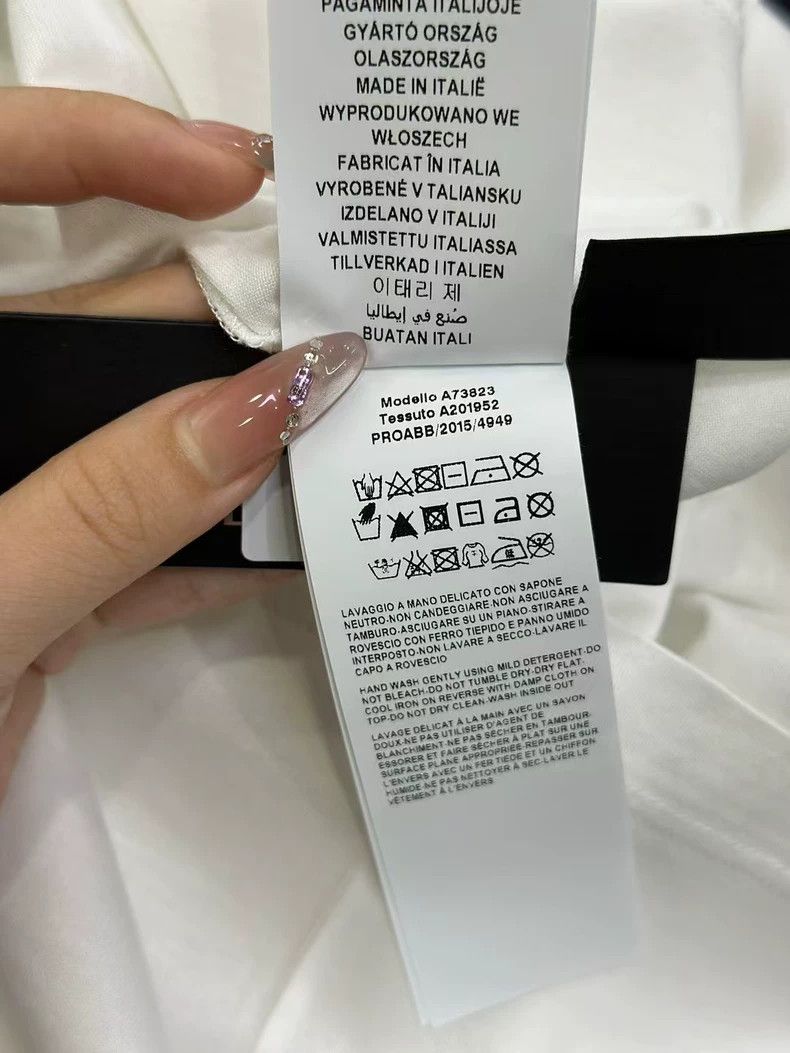 Versace Versace White embroidered crewneck short-sleeved T-shirt Size XL / US 12-14 / IT 48-50 - 9 Thumbnail