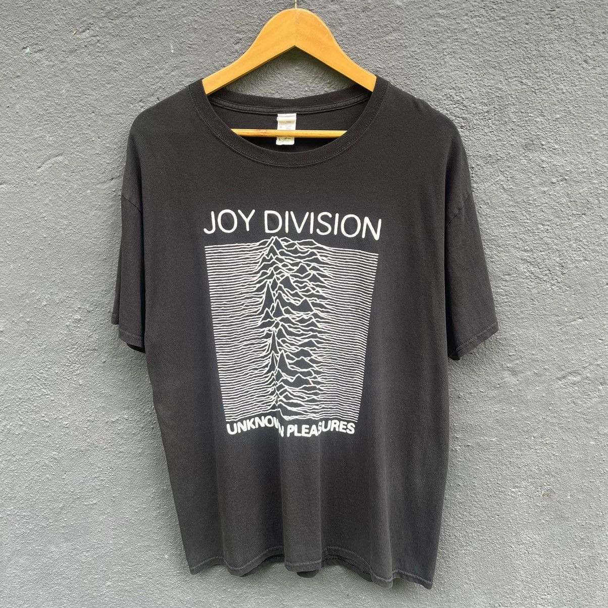Joy Division Thrashed Fades Y2k Joy Division Unknown Pleasures Band Tee ...