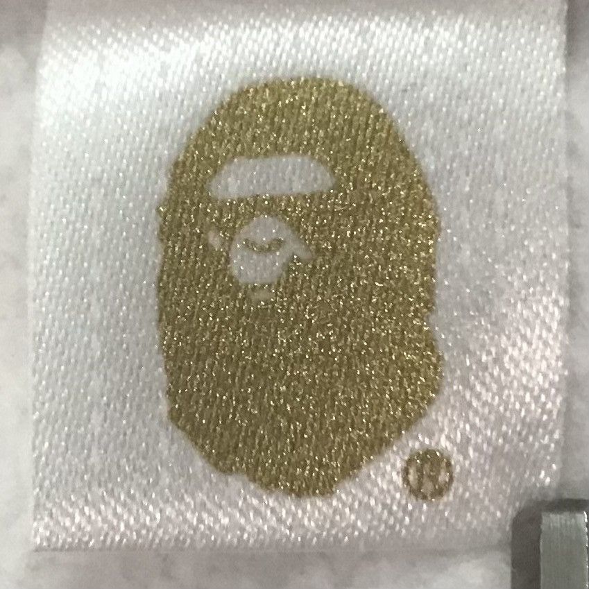 Bape 2024 🔥Hong Kong Store Camo🔥 BAPE shark full zip hoodie APE Size US L / EU 52-54 / 3 - 10 Thumbnail