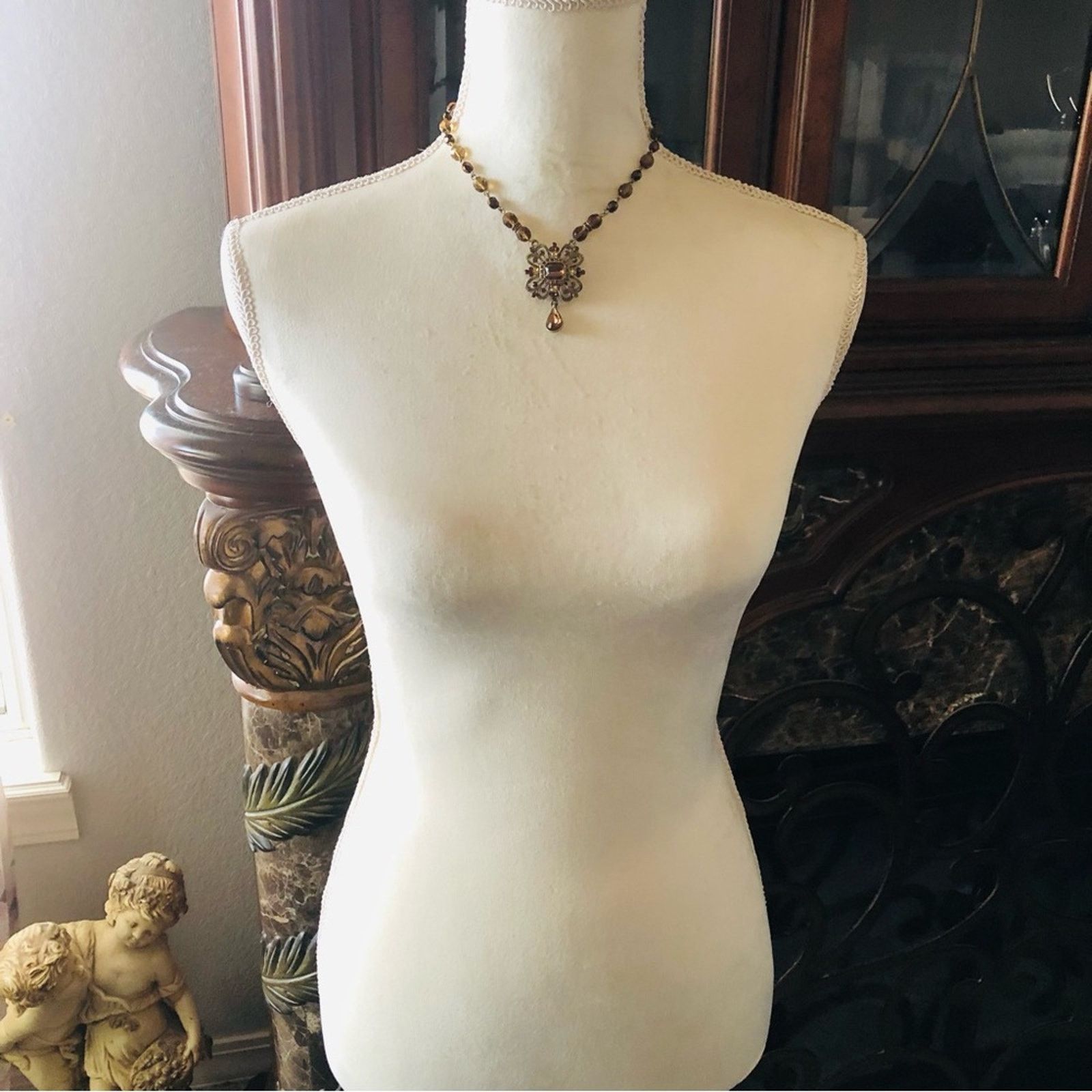Vintage Vintage Avon brown topaz elegant chandelier style necklace Size ONE SIZE - 5 Thumbnail