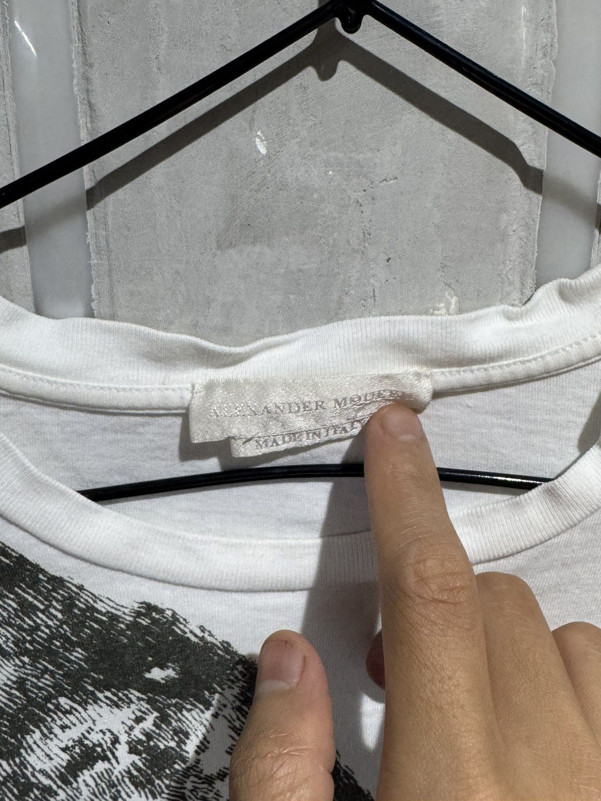 Alexander McQueen 2008 VINTAGE ALEXANDER MCQUEEN WOLF TSHIRT Size US S / EU 44-46 / 1 - 17 Thumbnail