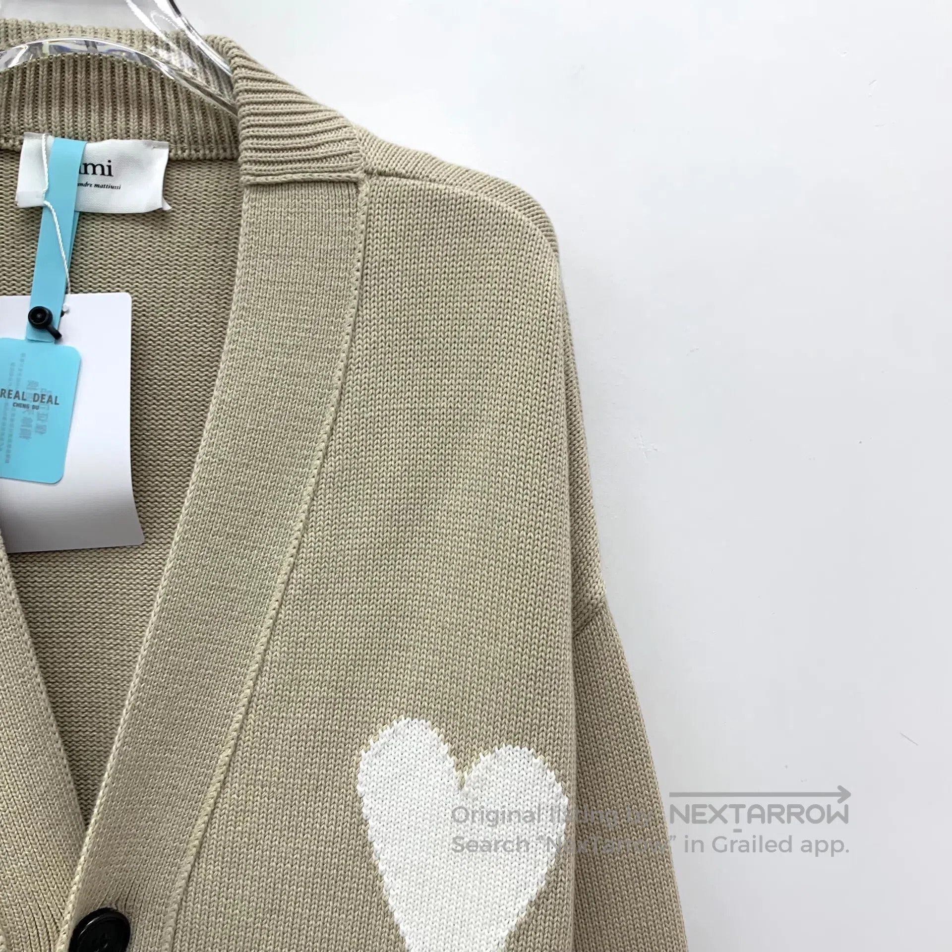 AMI Ami Oatmeal Color Love Heart Letter Embroidered Cotton V-n Size M / US 6-8 / IT 42-44 - 3 Thumbnail