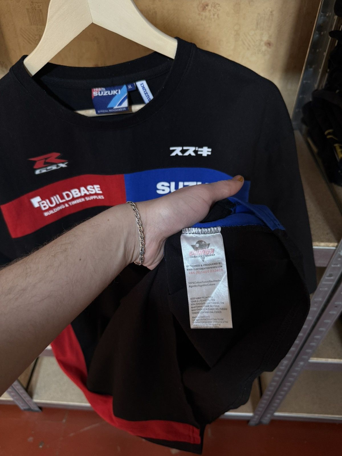 Vintage Suzuki BuildBase Superbike Official Team Hawk Racing T-Shirt Size US XL / EU 56 / 4 - 8 Thumbnail