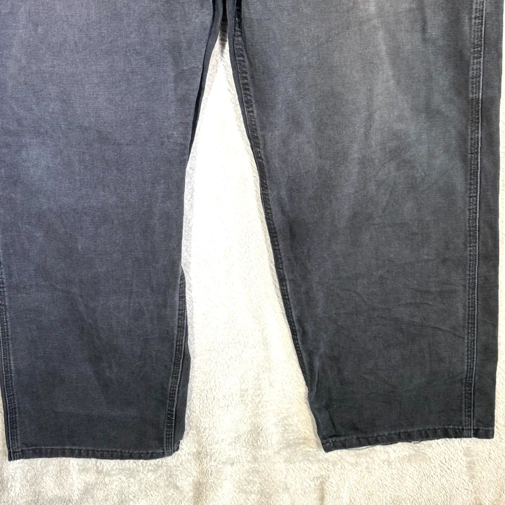 Carhartt Carhartt Jeans Carpenter Jeans 42x32 Black Denim Straight Leg 5-Pocket Mens Carhartt Carpenter Jeans 42x32 Black Denim Straight Leg Size US 42 / EU 58 - 6 Thumbnail