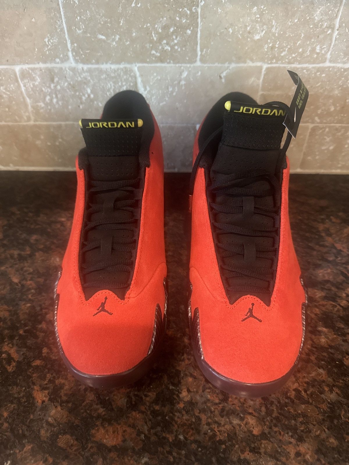 Jordan Brand Jordan 14 Challenge Red ,Ferrari Size US 9 / EU 42 - 4 Thumbnail