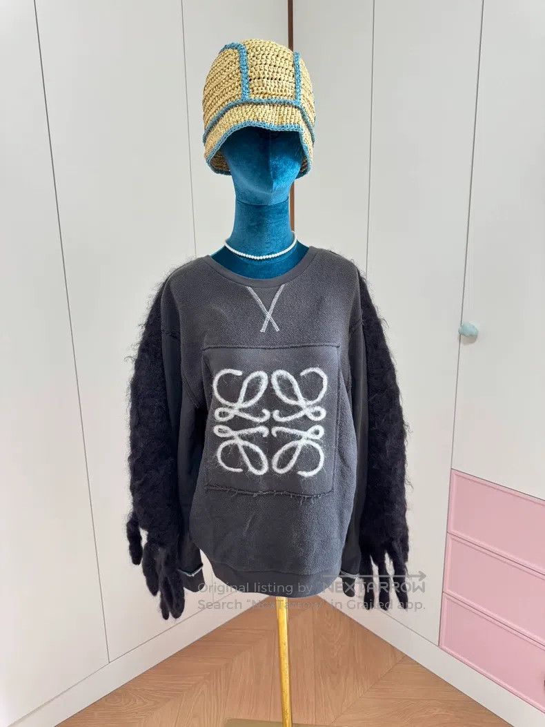Loewe Loewe Gray tassel embroidered hoodie Size M / US 6-8 / IT 42-44 - 2 Thumbnail