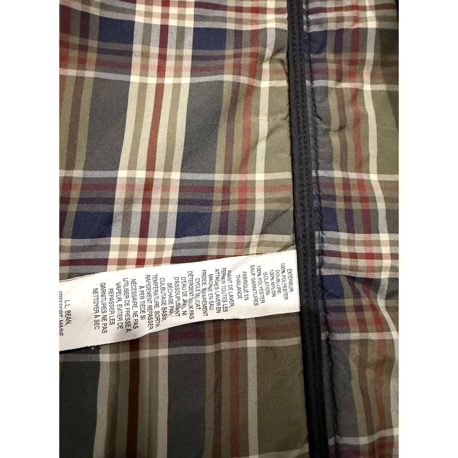 Vintage VINTAGE? No. LL Bean Quilted Vest Women’s XL Black Zip Up Sleeveless Lined Polyester Regular Jacket/Coat Short Size XL / US 12-14 / IT 48-50 - 6 Thumbnail
