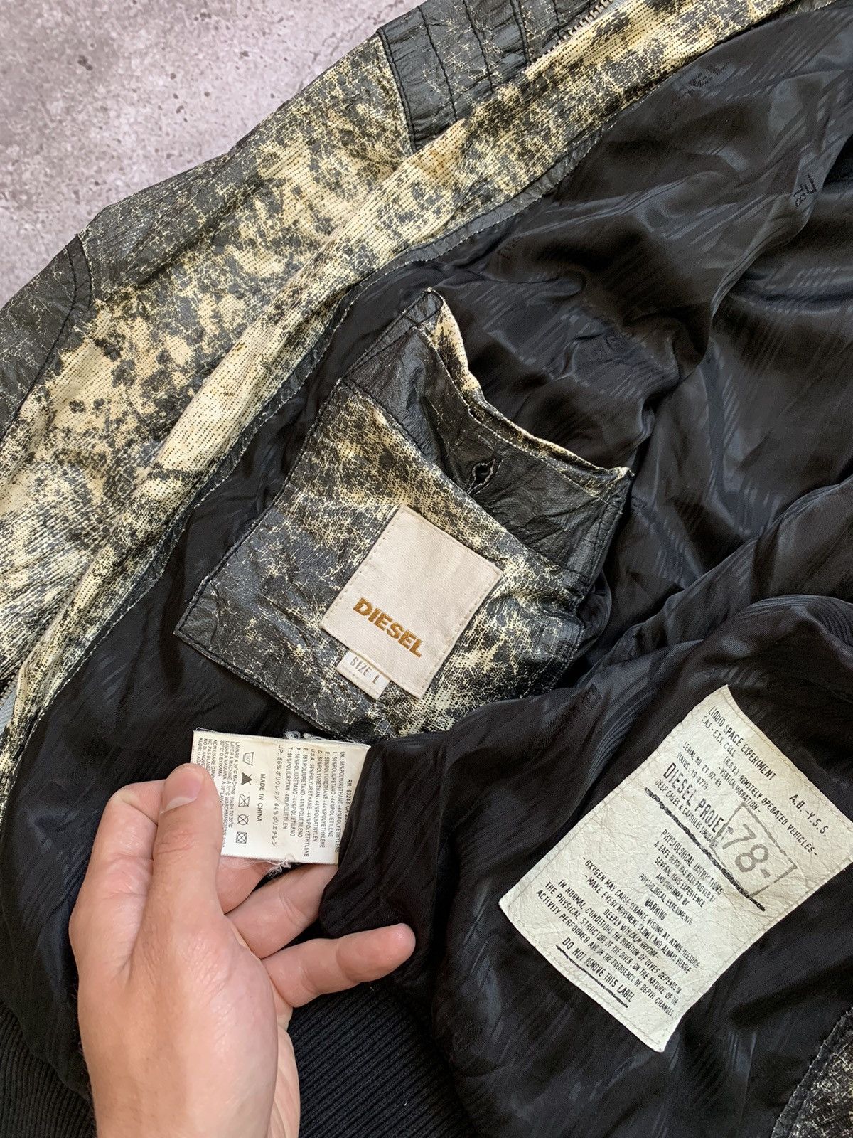 Diesel × Diesel Black Gold × Vintage Diesel Project 78 Garment Bomber jacket military Size US L / EU 52-54 / 3 - 11 Thumbnail