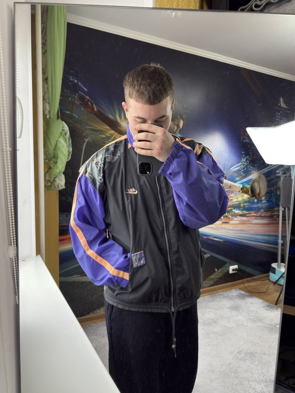 Nike RARE 90s Nike International Graphic Print Nylon Track Jacket Size US XL / EU 56 / 4 - 14 Thumbnail