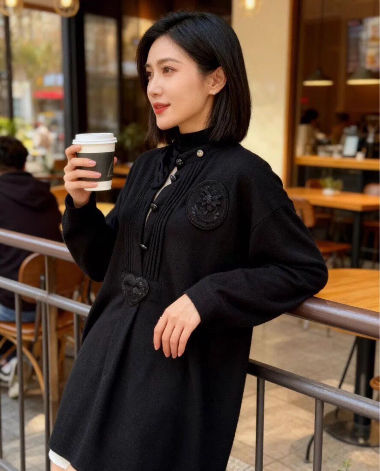 Chanel Chanel Embro CC Flower Heart Logo Black Shirtdress 40 Size M / US 6-8 / IT 42-44 - 2 Thumbnail