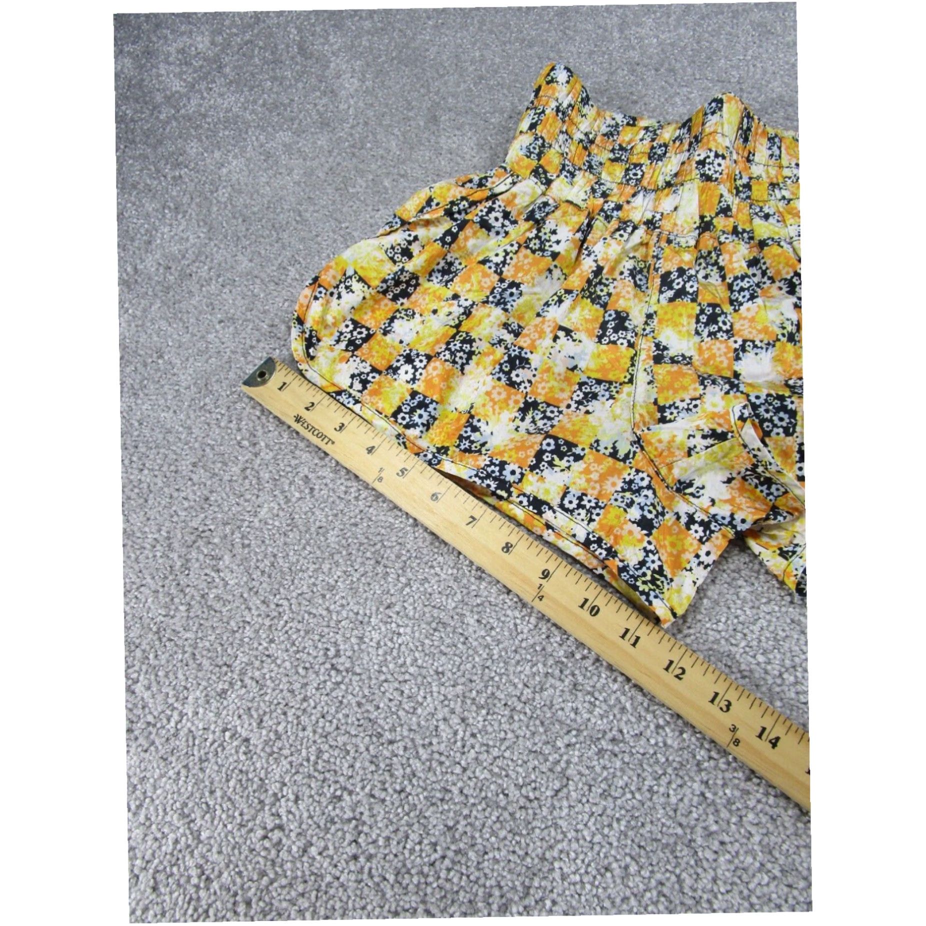Free People Free People Movement Shorts Womens Extra Large Yellow Black Floral Checks Liner Size 26" / US 2 / IT 38 - 4 Thumbnail