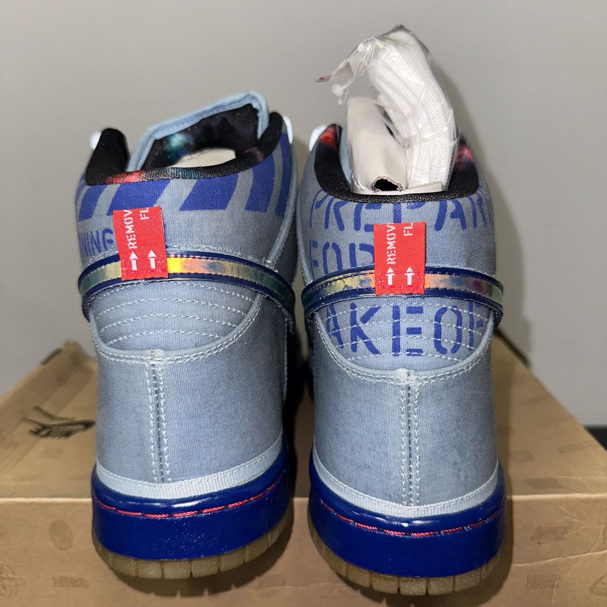 Nike Nike Dunk Hi Premium Qs Galaxy 503766 440 2012 Mens Size 14 Size US 14 / EU 47 - 3 Thumbnail