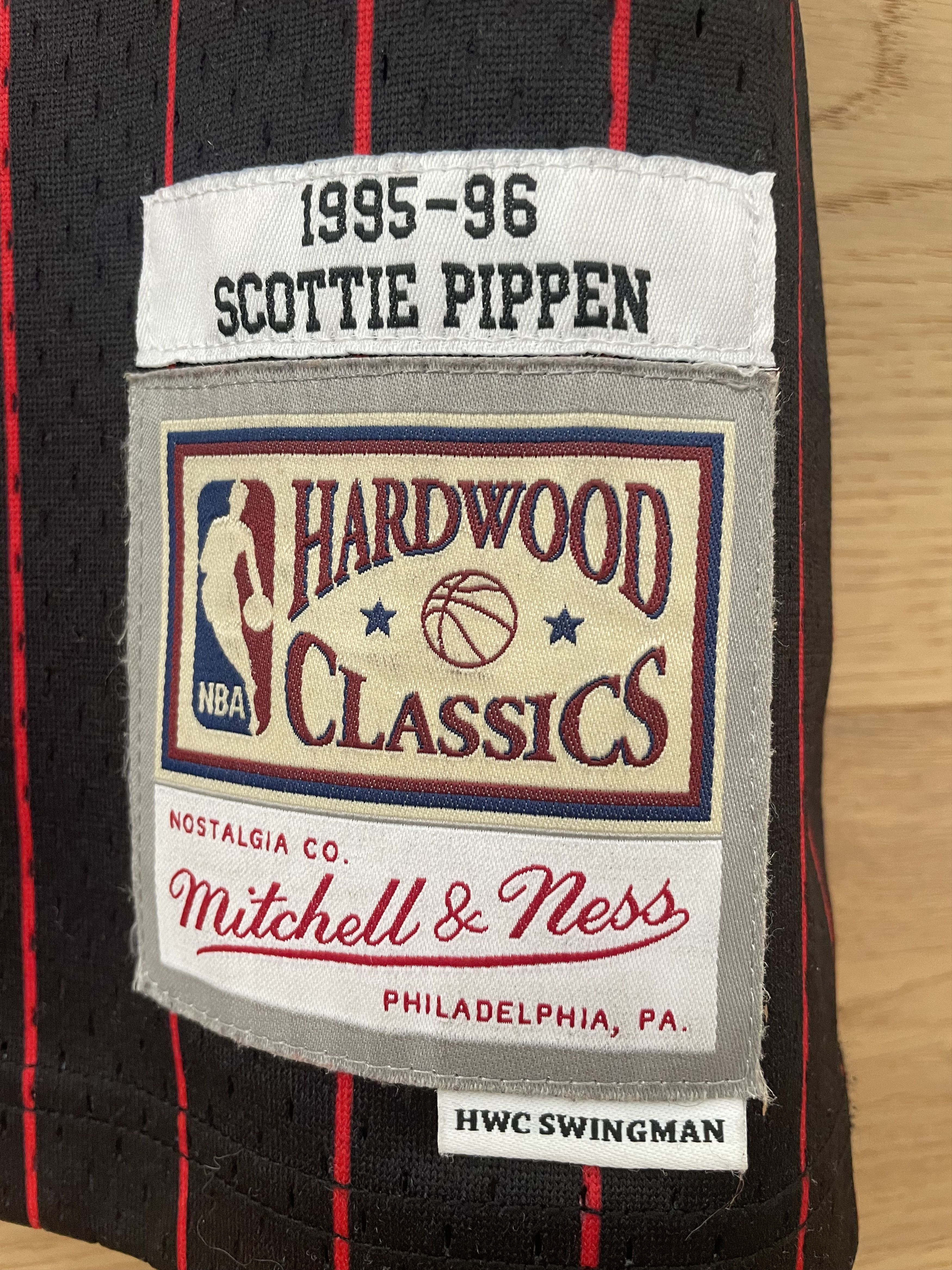 Mitchell & Ness M&N Scottie Pippen #33 Chicago Bulls Pinstripe Size US M / EU 48-50 / 2 - 3 Thumbnail