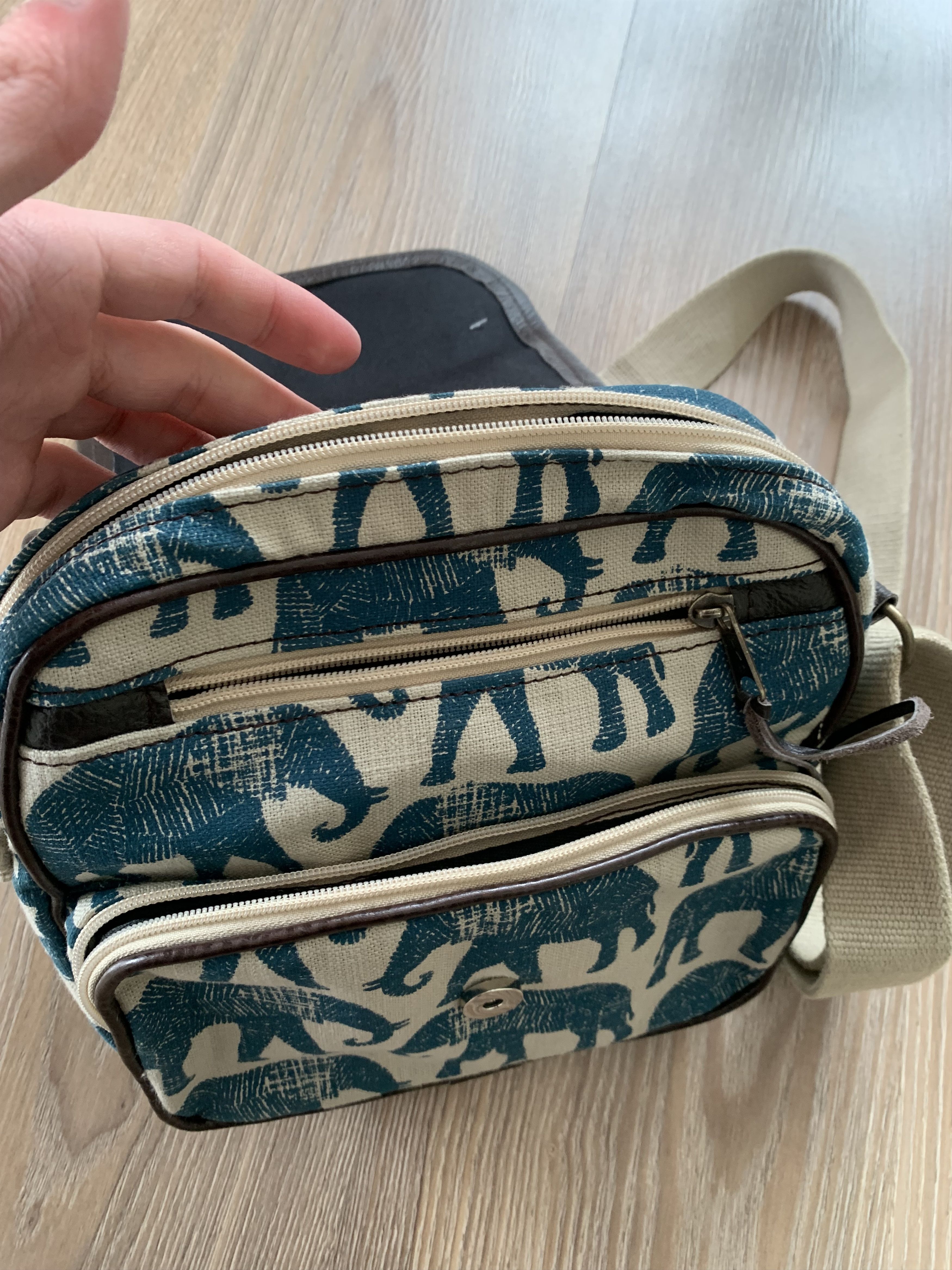 Other Hand Made Mongoose Flip Over Bag Size ONE SIZE - 5 Thumbnail