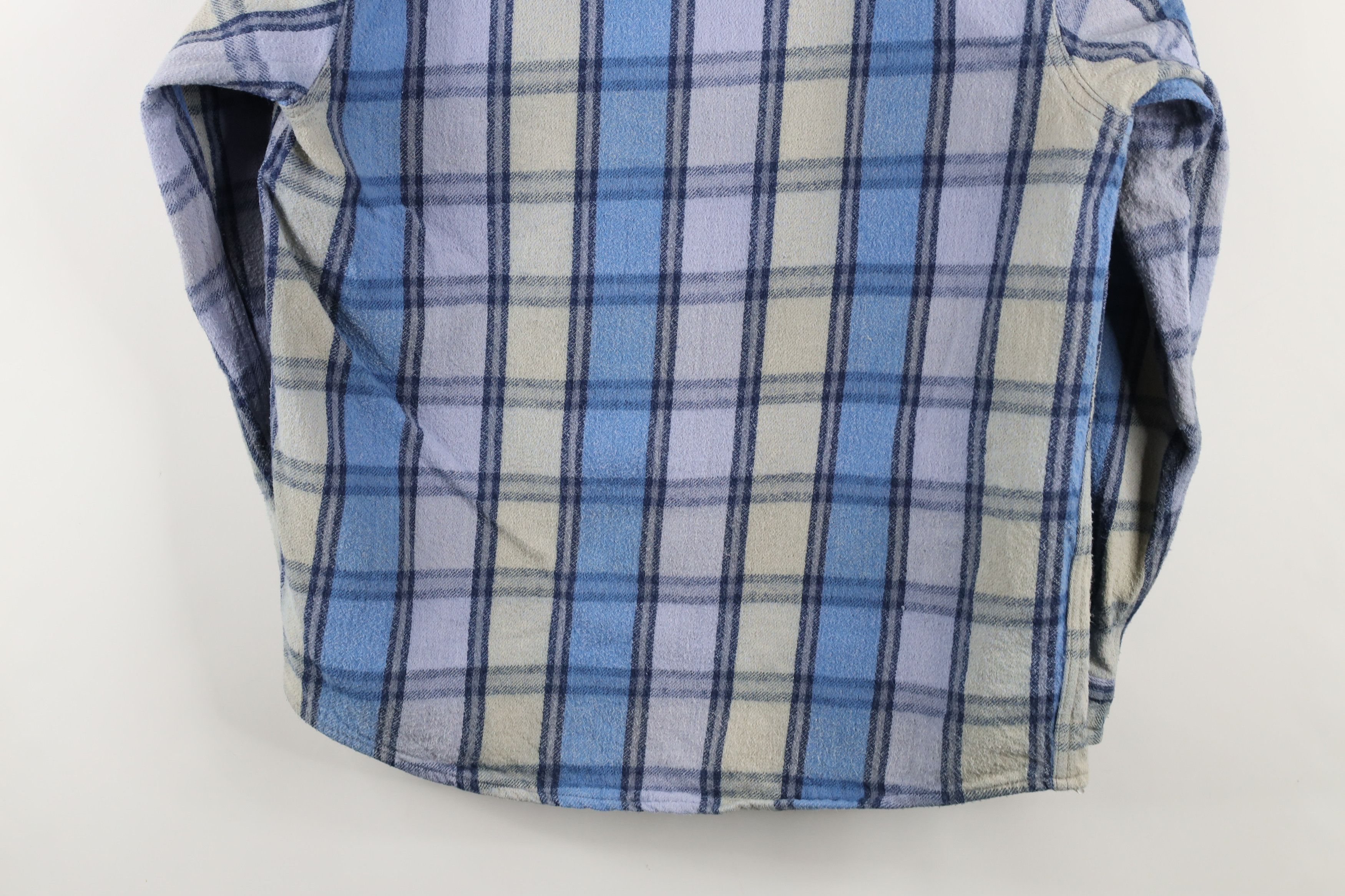 Vintage Vintage 90s Streetwear Heavyweight Button Shirt Plaid Size US L / EU 52-54 / 3 - 10 Thumbnail