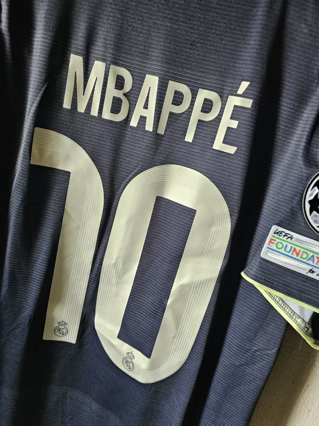 Other 25 26 Real Madrid 10 Kylian Mbappé Jersey Away Size US L / EU 52-54 / 3 - 3 Thumbnail