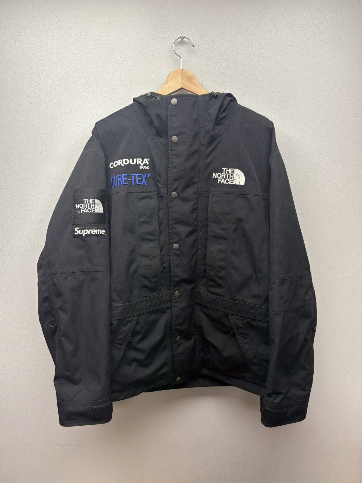 The North Face × Supreme GORE-TEX Supreme x The North Face Gore-tex Blue Expedition Pullover