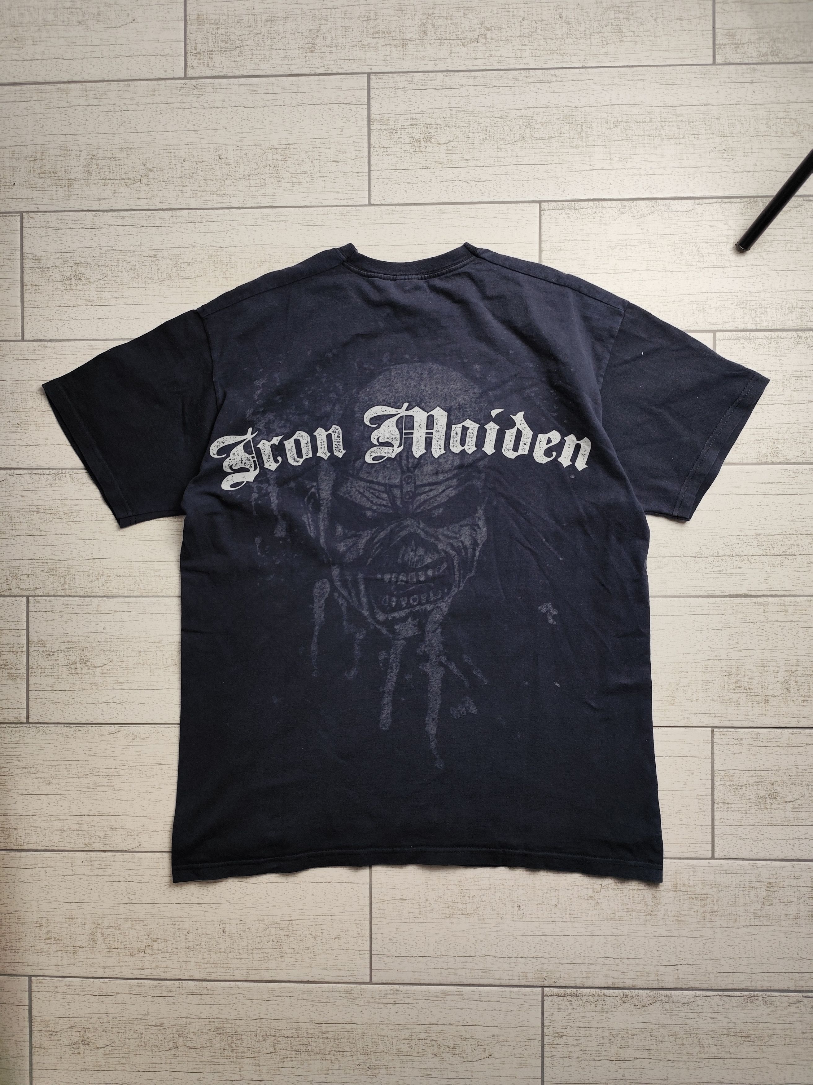 Band Tees × Iron Maiden × Vintage Streetwear music metal Iron Maiden vintage rock band tee Size US L / EU 52-54 / 3 - 4 Thumbnail
