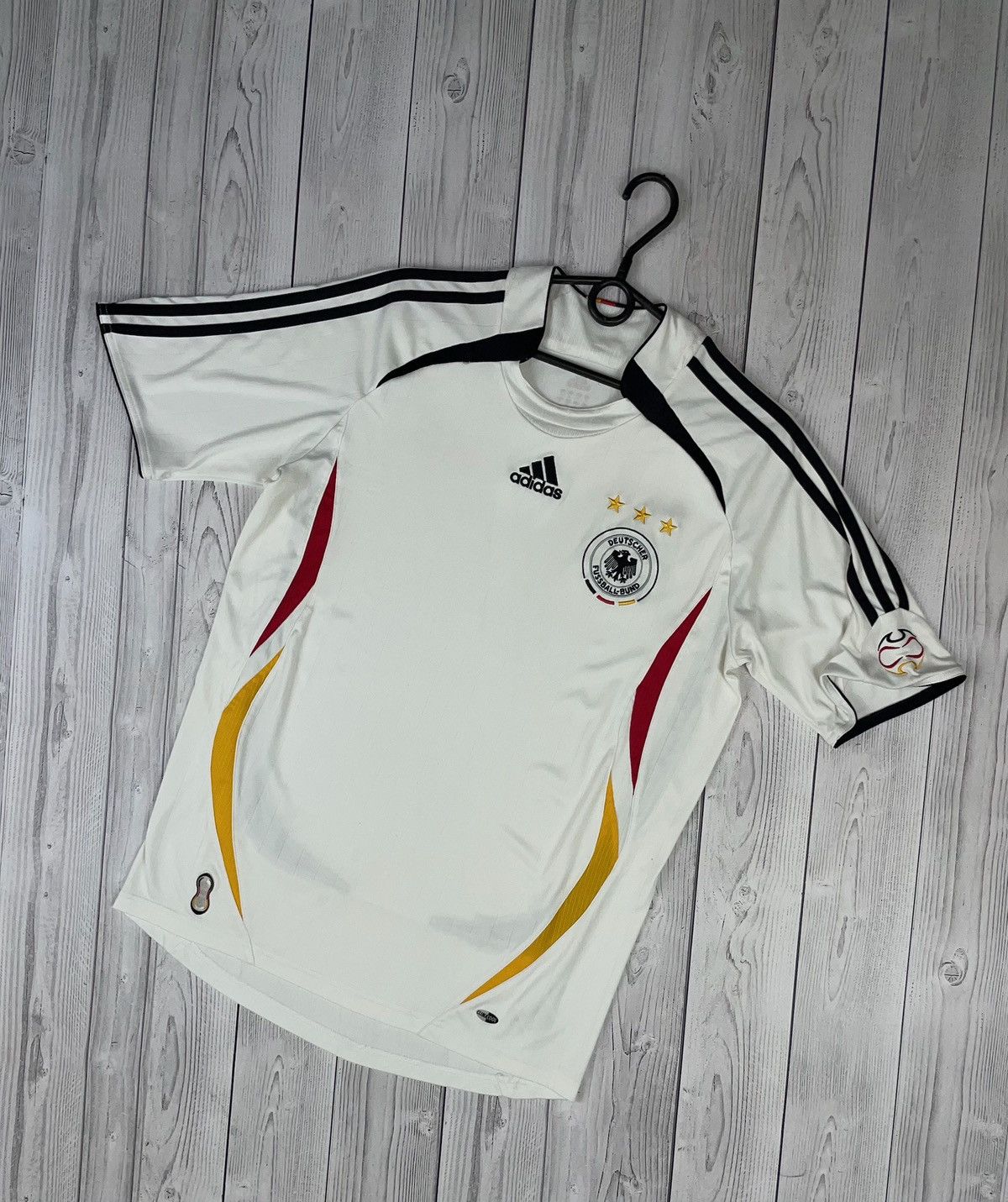 Adidas Vintage adidas Deutschland soccer jersey size M Germany Size US M / EU 48-50 / 2 - 1 Thumbnail