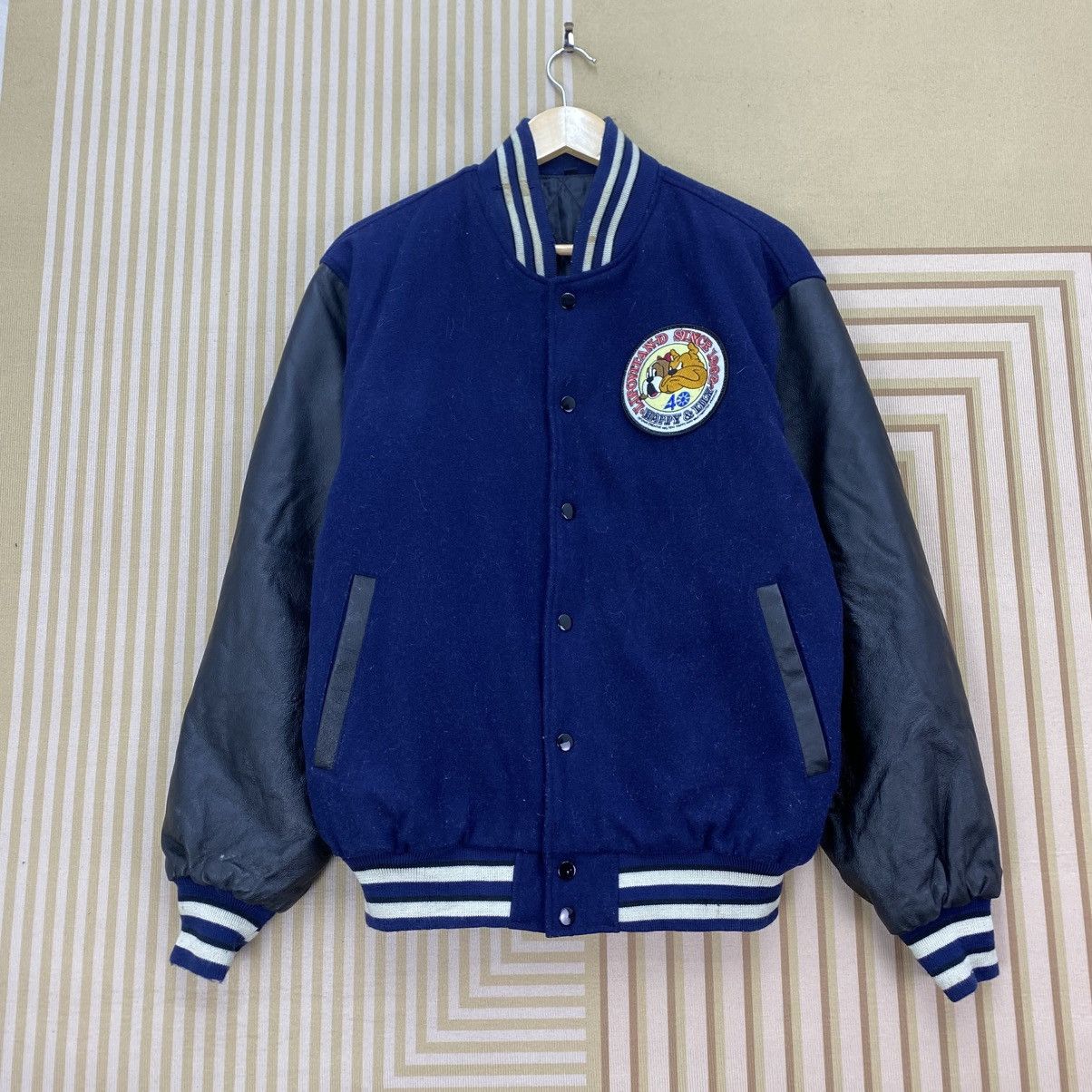 JH Design 🫶Vintage 00s Varsity Letterman Pacht Cartoon Character Size US M / EU 48-50 / 2 - 1 Thumbnail