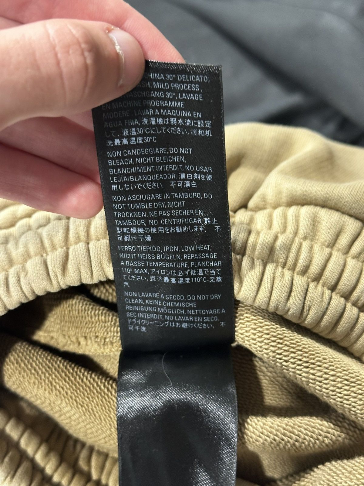 Balenciaga balenciaga logo shorts Size US 31 - 6 Thumbnail