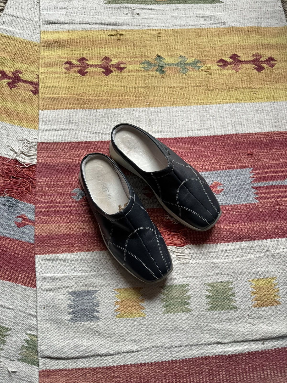 Esprit Vintage 00’s Esprit y2k Navy Genuine Leather Sandals Mule Size US 7 / IT 37 - 4 Thumbnail