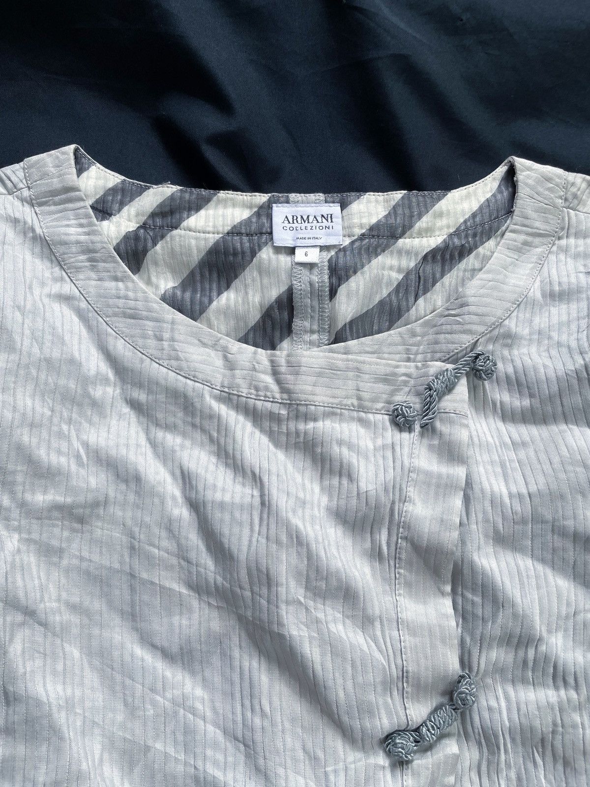 Armani ARMANU ARCHIVE COLLECTION BUTTON DOWN SHIRT Size US M / EU 48-50 / 2 - 6 Thumbnail