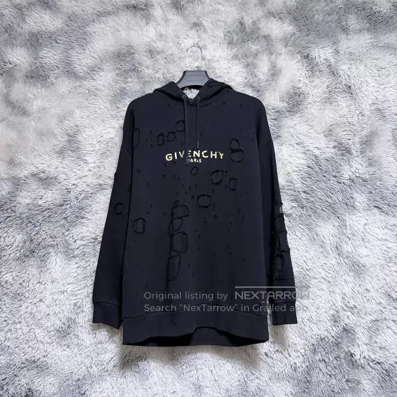 Givenchy Givenchy Metal Hole Vintage Oversized Hooded Sweatshirt, B Size US M / EU 48-50 / 2 - 1 Thumbnail