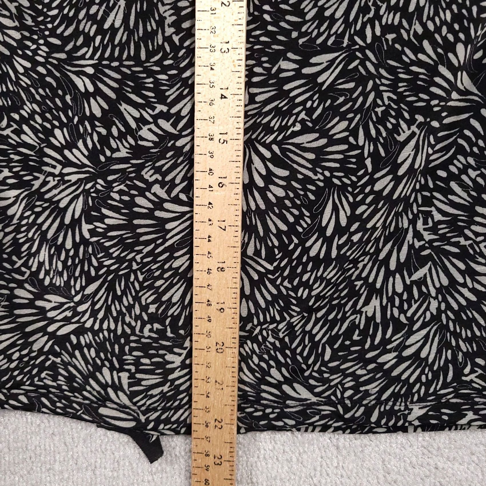 Vintage ELLE Dress Womens XS Gray Dressy Work Tank Blouse Ruffle Women Black Geometric Print Lined Size XS / US 0-2 / IT 36-38 - 7 Thumbnail