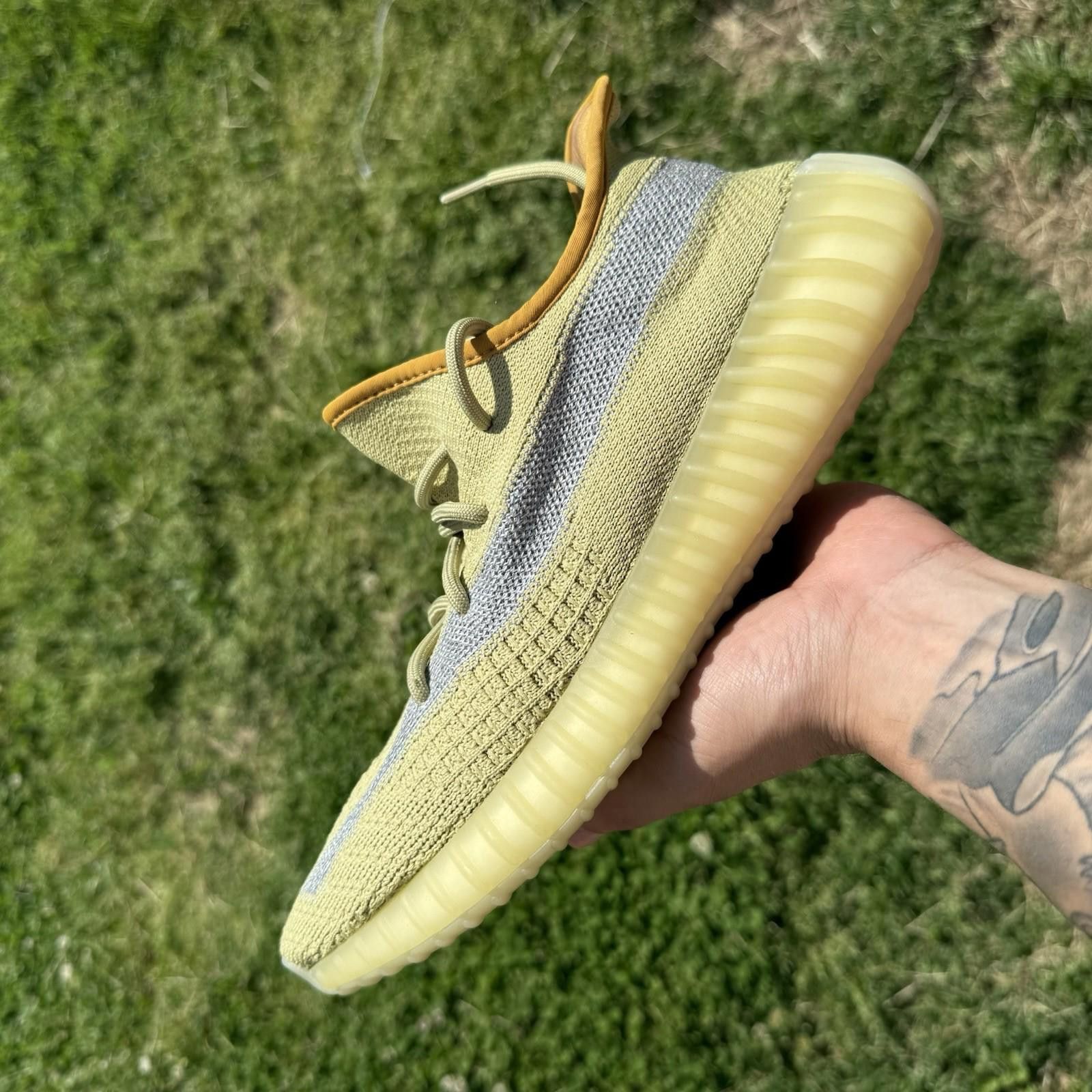 Adidas Adidas Yeezy Boost 350 V2 Marsh FX9034 Size 9 Men Size US 9 / EU 42 - 3 Thumbnail
