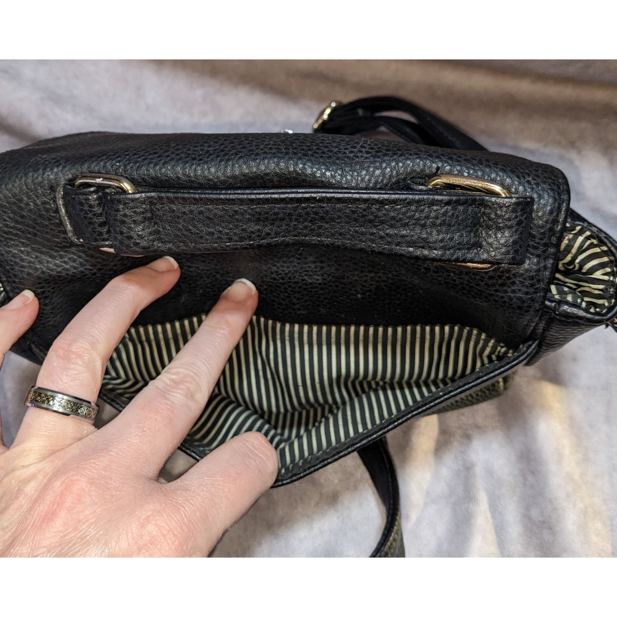 Christian Siriano Christian Siriano Black Crossbody Bag With Silver-Tone Detai Size ONE SIZE - 3 Thumbnail