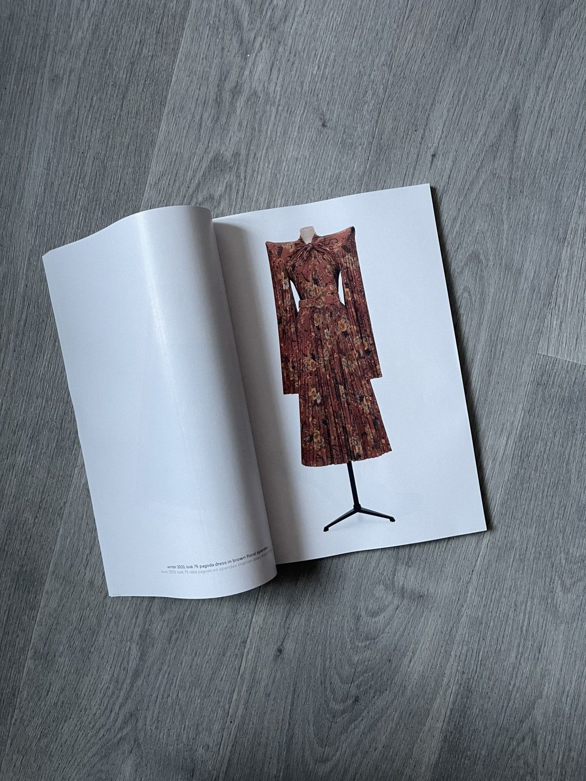 Balenciaga Balenciaga Magazine Size ONE SIZE - 4 Thumbnail