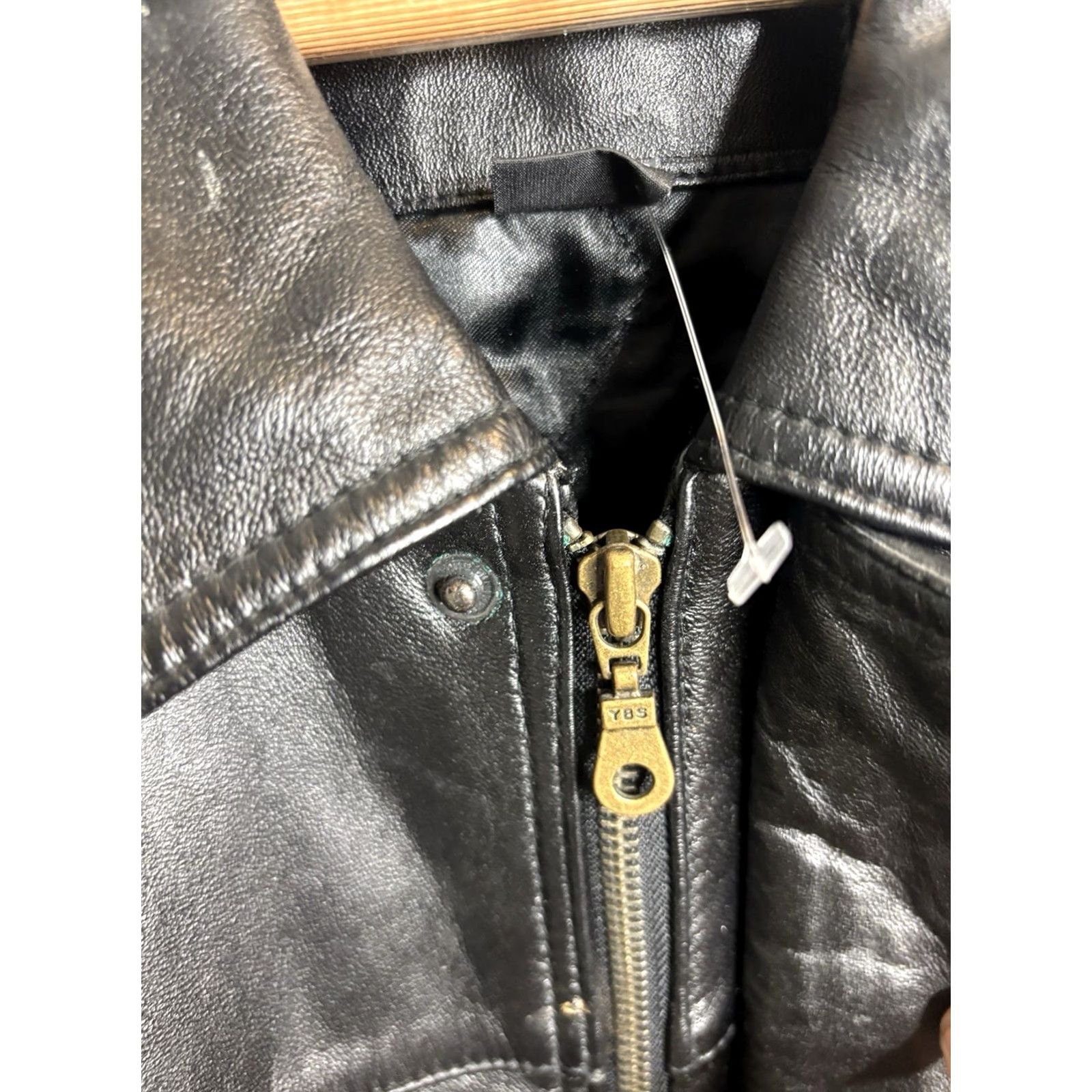 Vintage Knightsbridge Men's Leather Jacket Quilted Interior XL Black Biker Coat, Zip Closure, Casual Riding Winter Fall Spring, Genuine Leather, 8/10 Size US XL / EU 56 / 4 - 3 Thumbnail