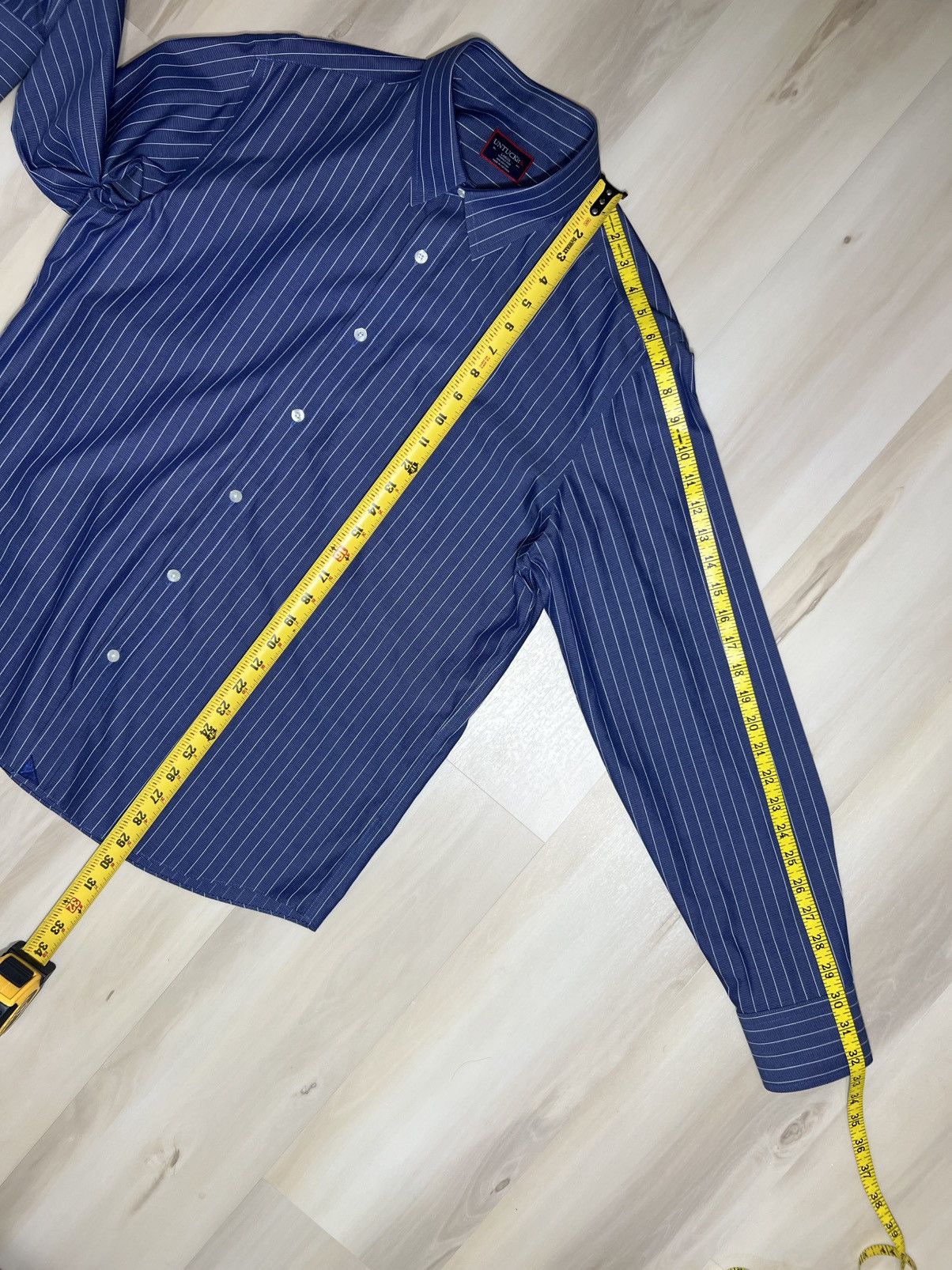 UNTUCKit UNTUCKit Gifford Navy Striped Button Up Dress Shirt Men L Size US L / EU 52-54 / 3 - 3 Thumbnail