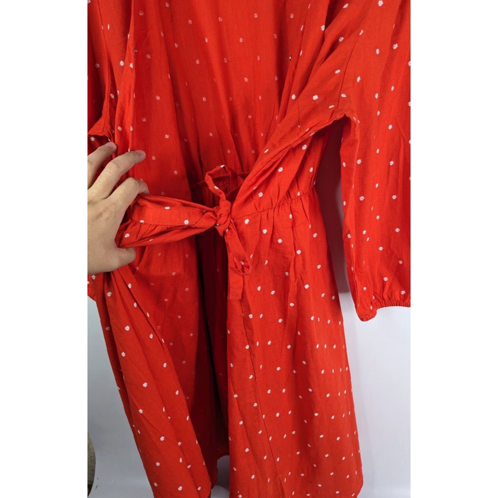 Old Navy Old Navy Women's Dress Wrap Floral Red White Elastic Waist V-Neck Tie 2X Plus Long Sleeve Knee Length Linen 100% Cotton Shirt Womens Size XXL / US 16-18 / IT 52-54 - 4 Thumbnail