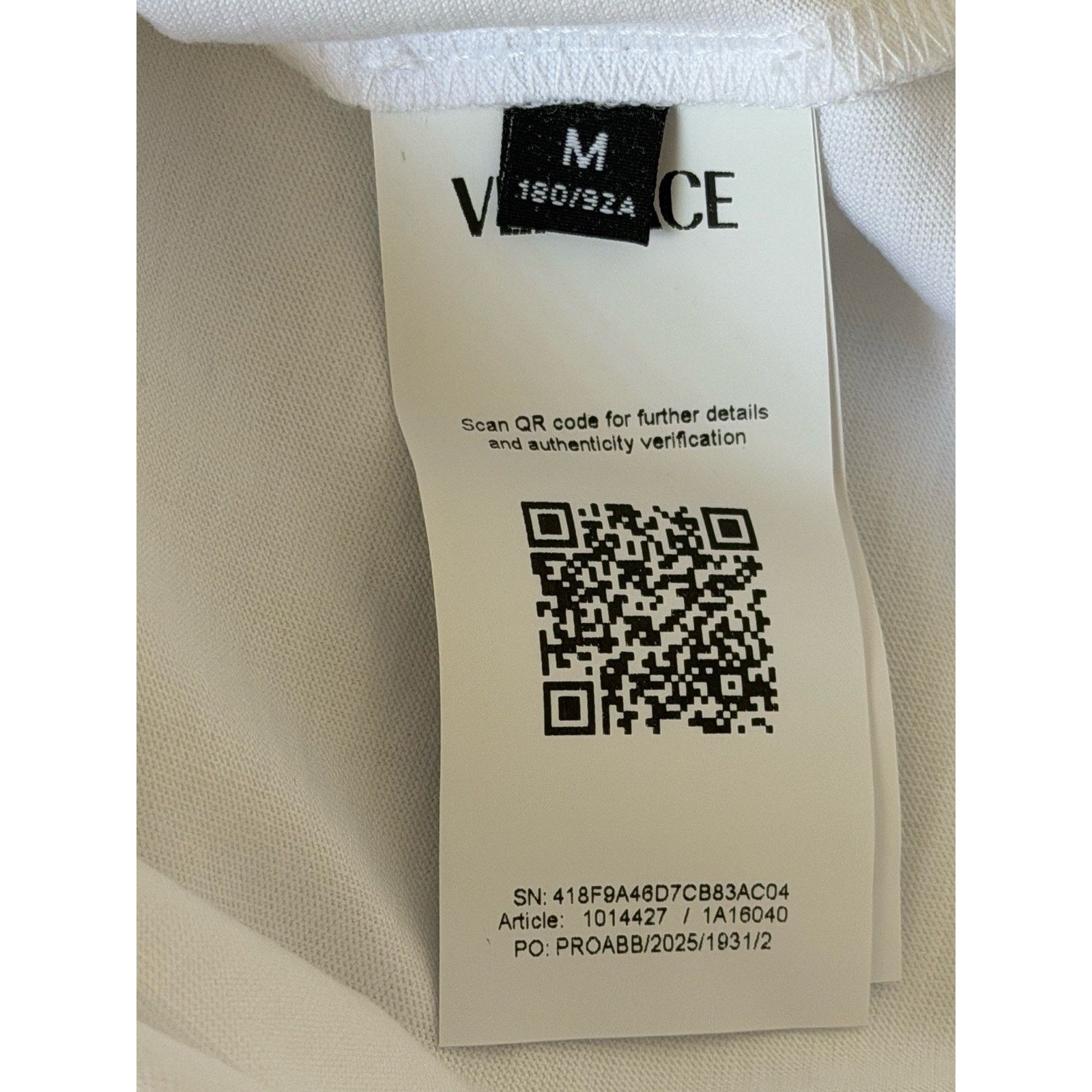 Versace Versace Print Cotton Jersey T-Shirt White/Black M 1014427 Size US M / EU 48-50 / 2 - 13 Thumbnail