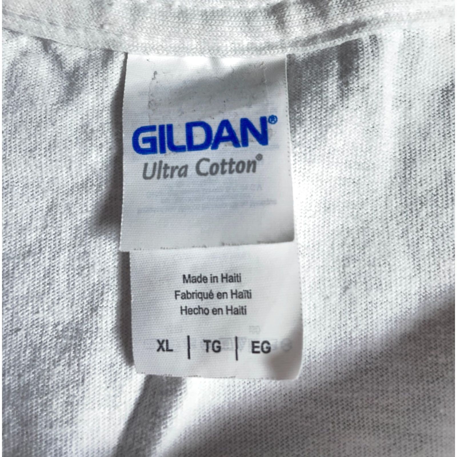 Gildan VINTAGE It's a Wonderful Life T-Shirt Adult XL Long Sleeve 1998 Jimmy Stewart Museum White Cotton Graphic Print Christmas Holiday Movie 90s Mens Size US XL / EU 56 / 4 - 3 Thumbnail