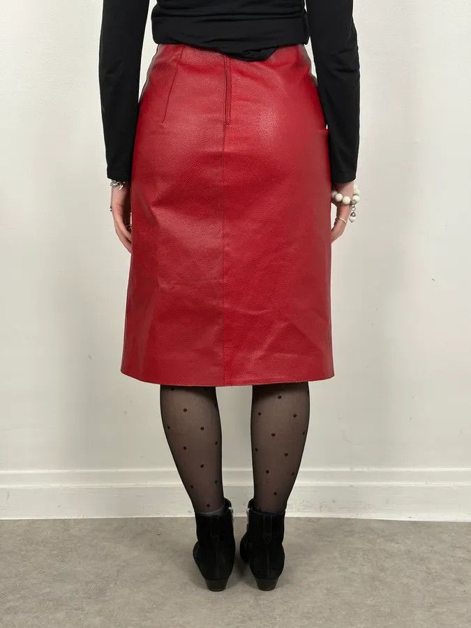 Prada 2000s Prada Red Glamour Long Leather Skirt Size 26" / US 2 / IT 38 - 4 Thumbnail