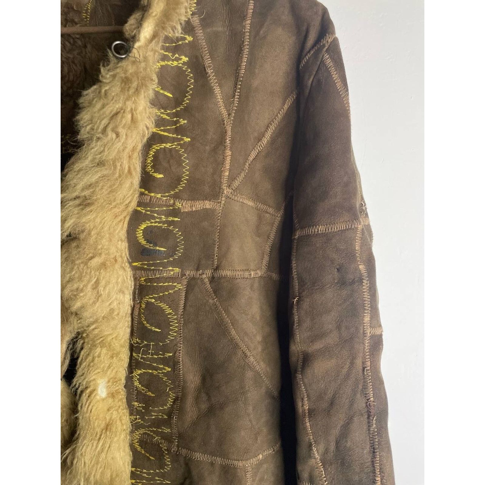 Japanese Brand × Vintage Vintage Shearling Coat Brown Suede Embroidered Jacket Size M Size M / US 6-8 / IT 42-44 - 9 Thumbnail