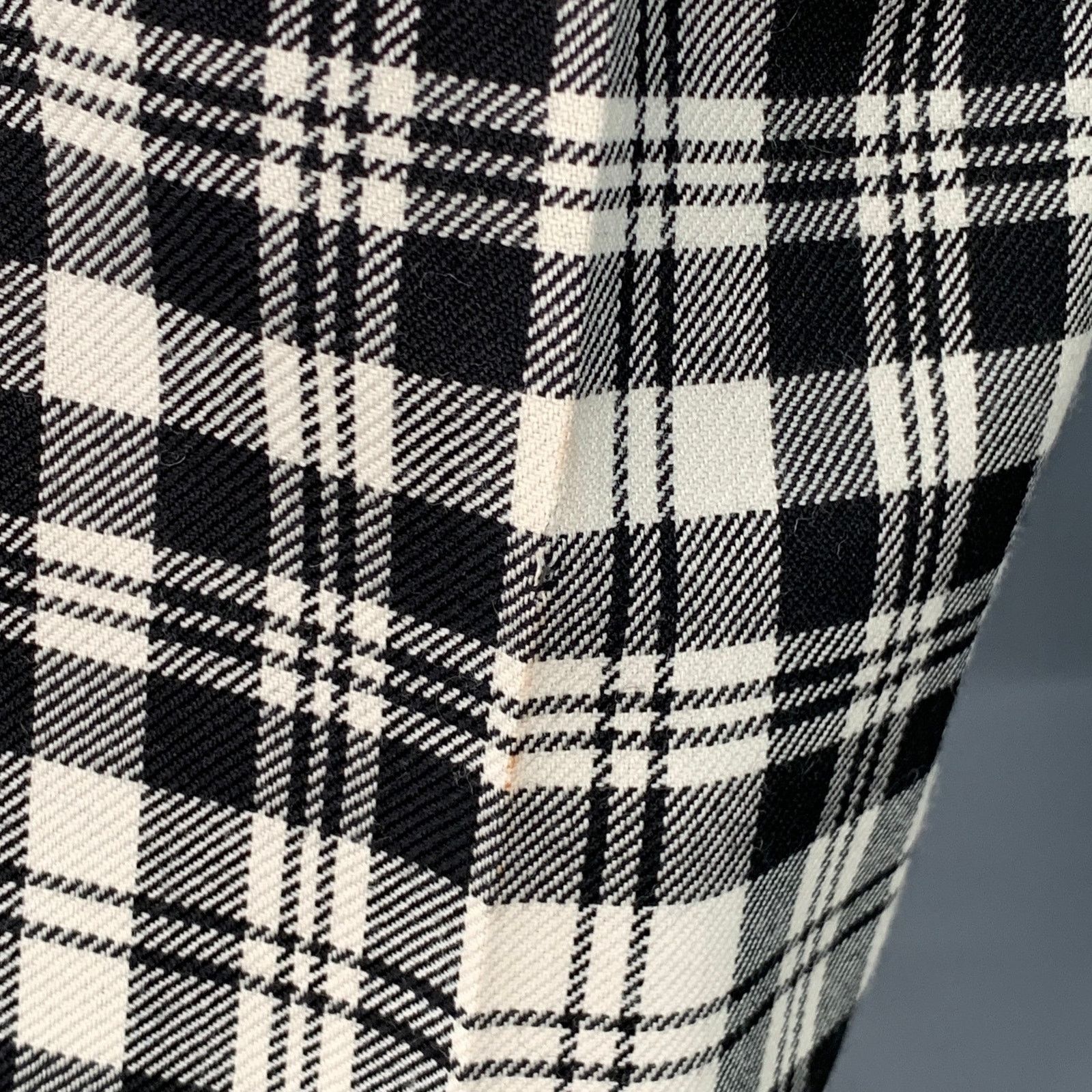 Burberry Black White Plaid Wool Mohair Side Tabs Tapered Dress Pants Size US 36 / EU 52 - 4 Thumbnail