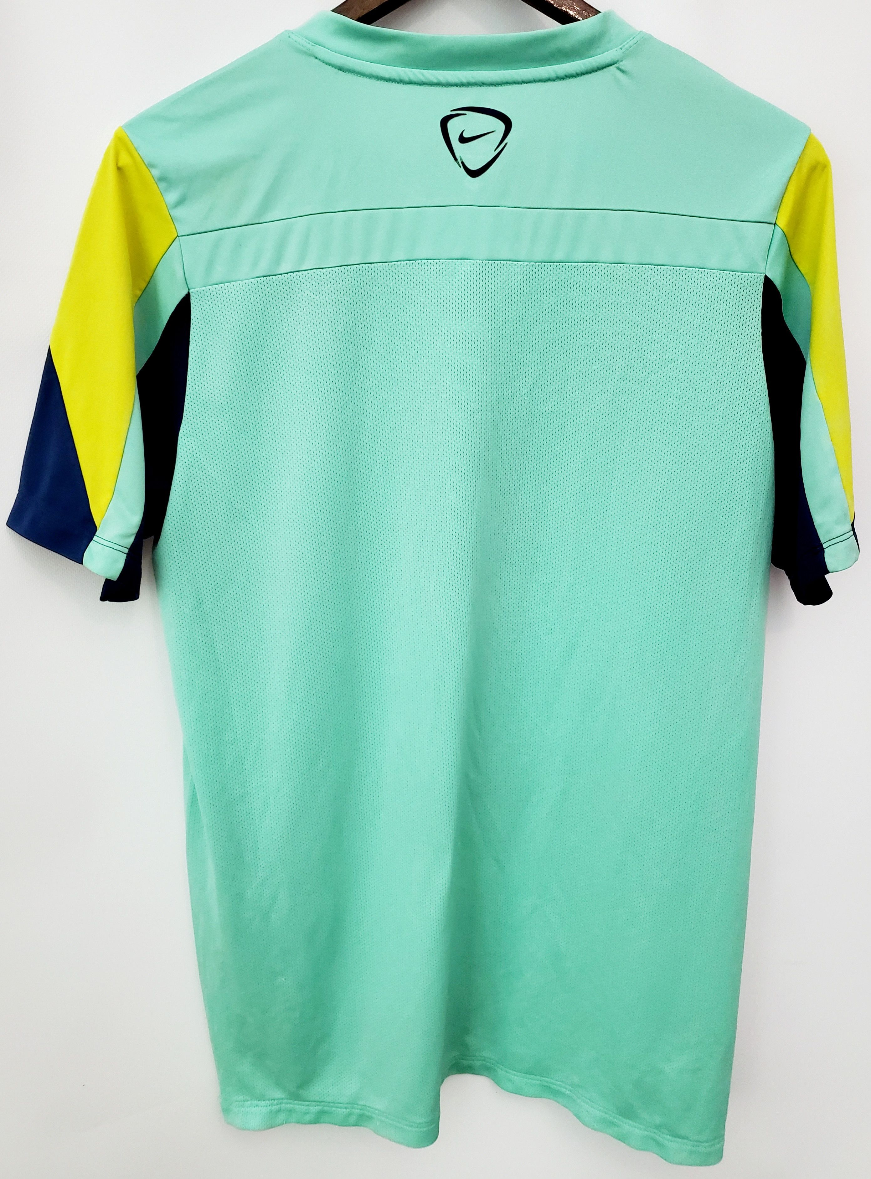 Nike BARCELONA 2013 2014 FOOTBALL SHIRT SOCCER JERSEY NIKE M Size US M / EU 48-50 / 2 - 5 Thumbnail