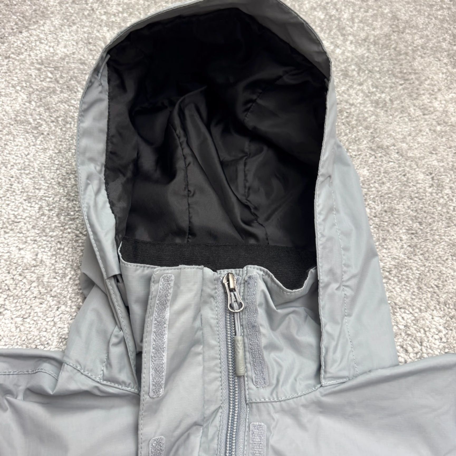 The North Face The North Face DryVent Resolve 2 Windbreaker Hoodie Jacket Womens XS Gray Nylon Size XS / US 0-2 / IT 36-38 - 7 Thumbnail