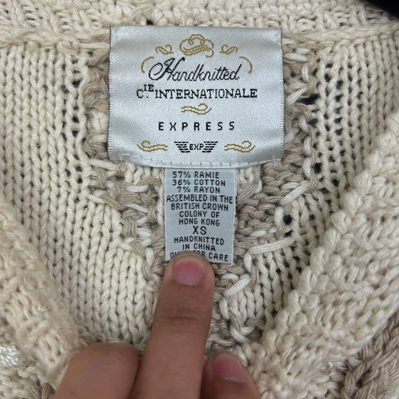 Express Vintage Express Sweater Women XS Cable Knit Pullover Size XS / US 0-2 / IT 36-38 - 6 Thumbnail
