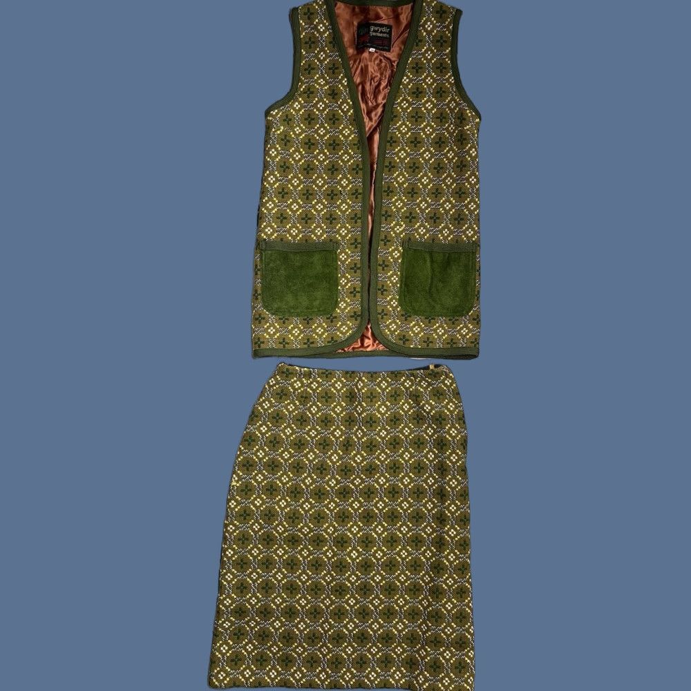 Vintage VINTAGE Welsh Gwydir Garments Pure New Wool/Suede 2pc Skirt Vest Top 34 Small Size XXS / US 00 / IT 34 - 1 Thumbnail